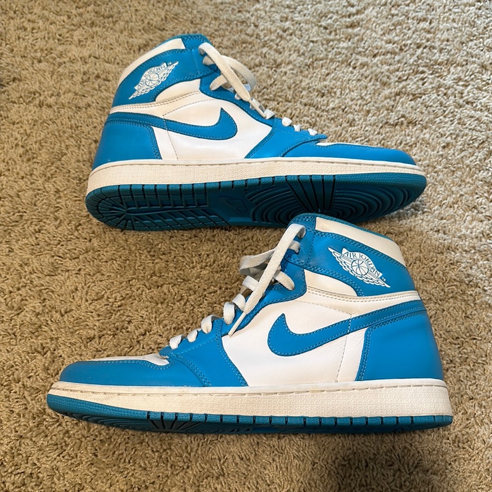 Jordan 1 Retro UNC